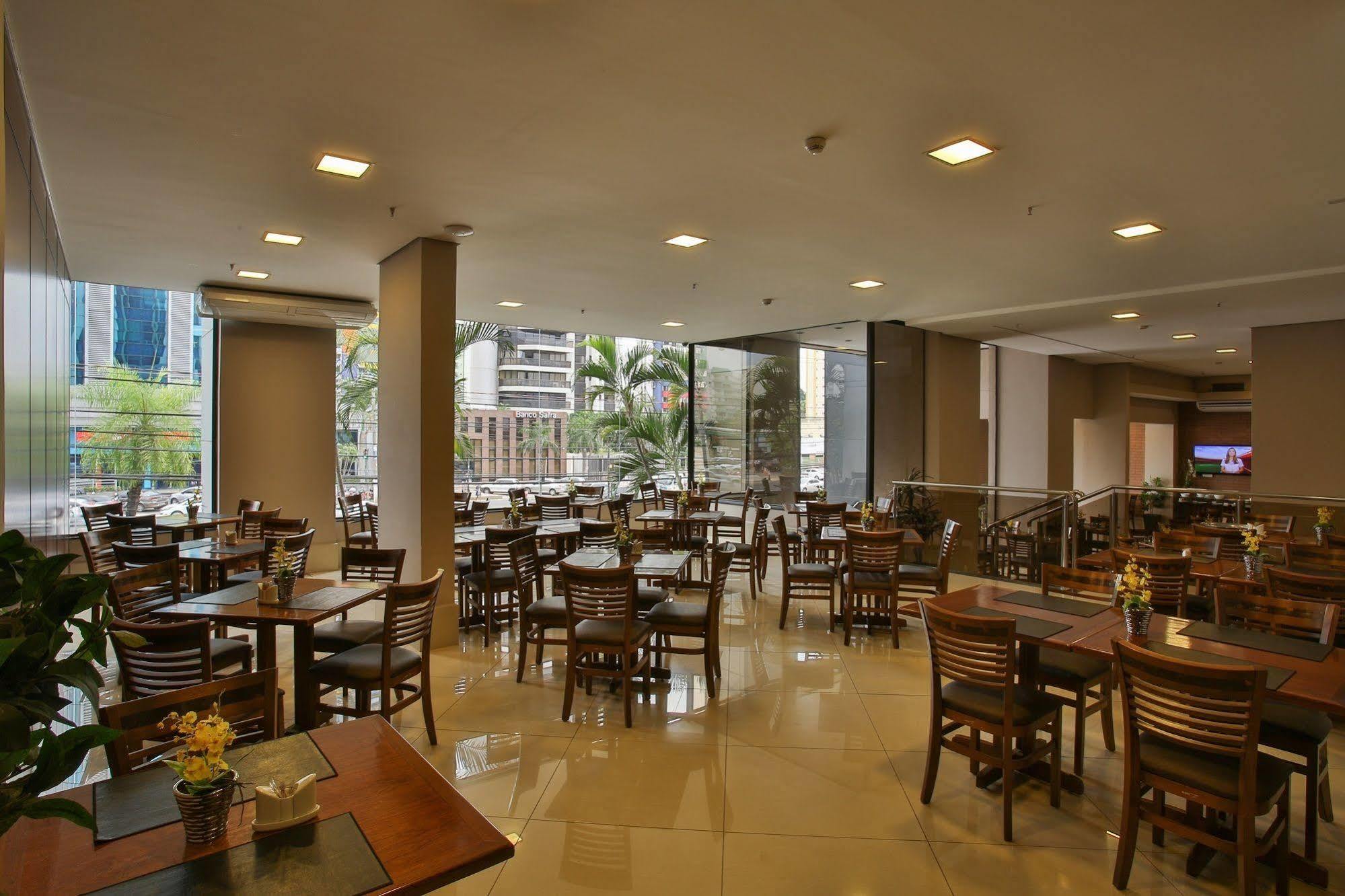 Paiaguas Palace Hotel Cuiabá Buitenkant foto